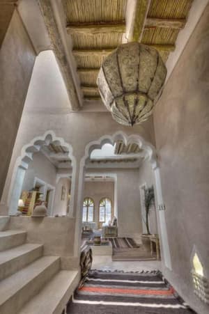 thumbnail: Staircase