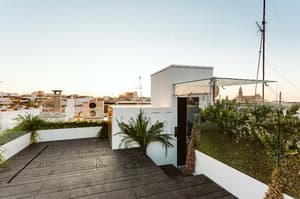 thumbnail: General view