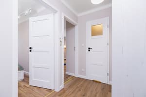 thumbnail: Interior detail