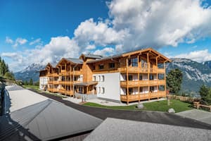 thumbnail: Front of property