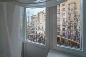 thumbnail: Balcony view