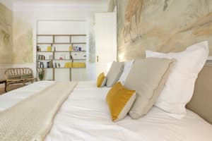 thumbnail: Room amenity