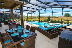 thumbnail: Pool