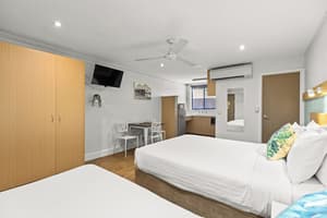thumbnail: Room