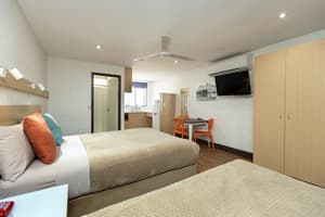 thumbnail: Room