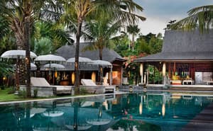 thumbnail: Indoor/outdoor pool