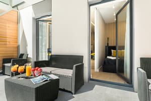 thumbnail: Balcony