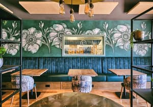thumbnail: Restaurant