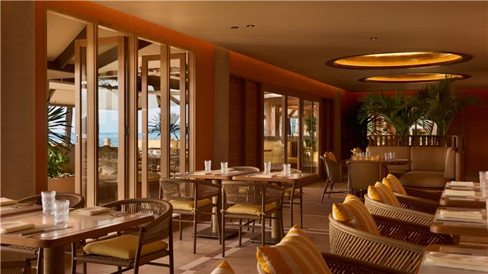 Dining,Dining Area,Café,Restaurant,Architecture,Indoor/Interior,On-Site,Sum