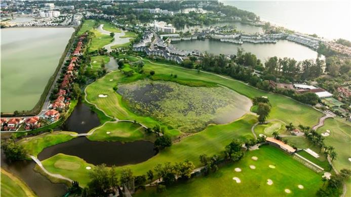 On-Site,Property Amenity,Recreation,Golf