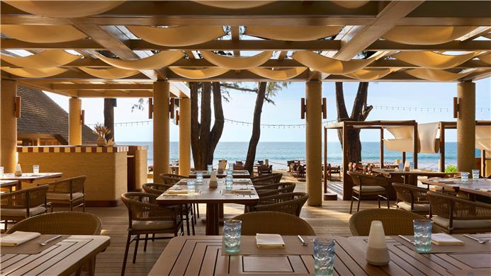 Dining,Dining Area,Restaurant,Architecture,Indoor/Interior,On-Site,View fro