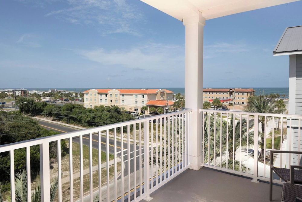 Beach/ocean view