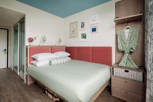 thumbnail: Room