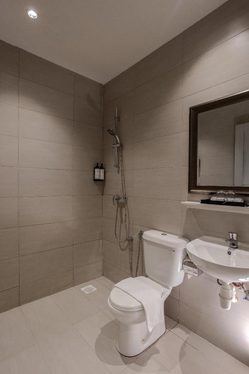 b2932aab0a1f73e8baf6e55db494bc46.jpg
