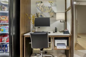 thumbnail: Business center
