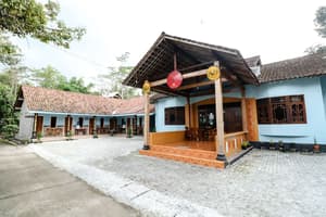 thumbnail: Exterior