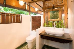 thumbnail: Outdoor pool