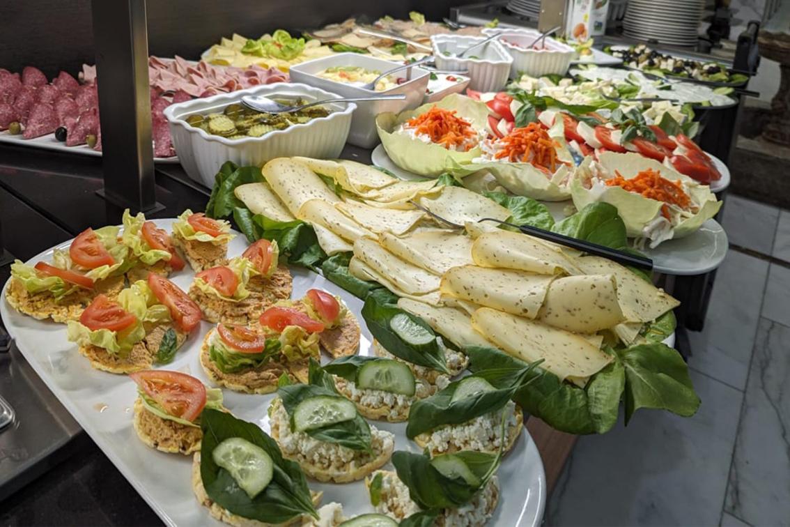 Restaurant-cafeteria