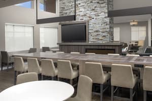 thumbnail: Breakfast area