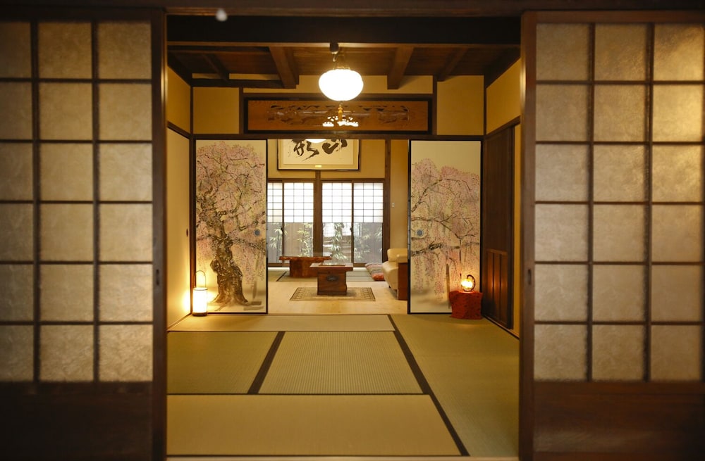 Primary image