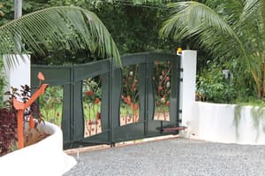 thumbnail: Property entrance
