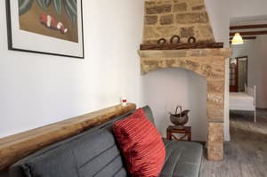 thumbnail: Living area