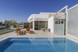 thumbnail: Private pool