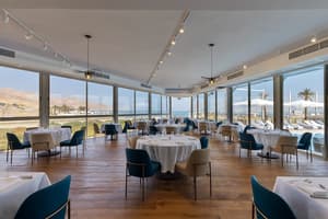 thumbnail: Restaurant