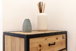 thumbnail: Interior detail