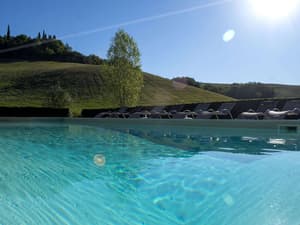 thumbnail: Pool