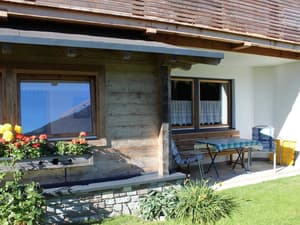 thumbnail: Exterior