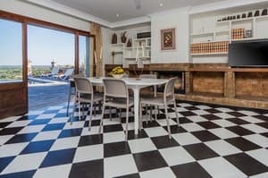 thumbnail: In-room dining
