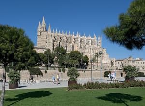 thumbnail: Exterior