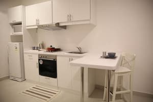 thumbnail: In-room dining