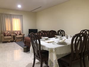 thumbnail: Dining