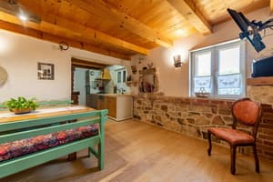 thumbnail: In-room dining