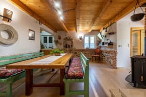 thumbnail: In-room dining