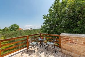 thumbnail: Balcony