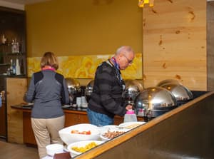 thumbnail: Restaurant