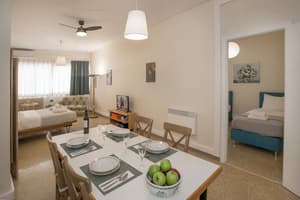 thumbnail: Living area