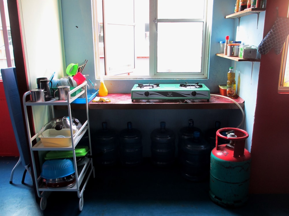 Shared kitchen facilities