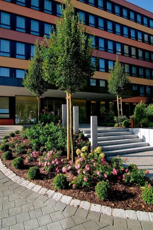 thumbnail: Exterior