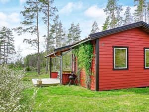 thumbnail: Exterior