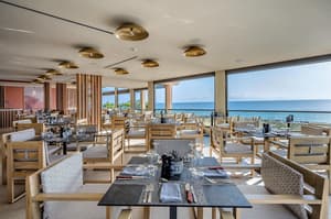 thumbnail: Restaurant