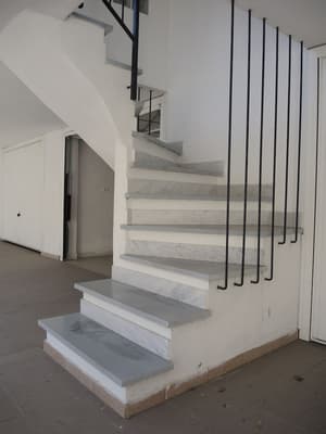 thumbnail: Staircase