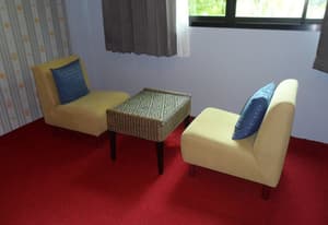 thumbnail: Lounge