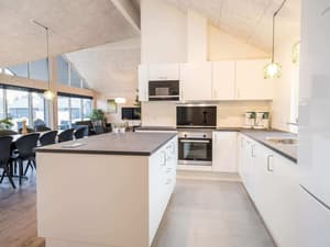 thumbnail: Interior