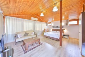 thumbnail: Living room