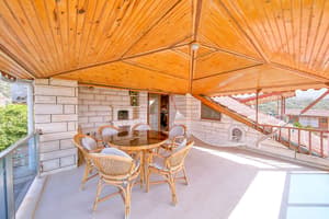 thumbnail: Balcony