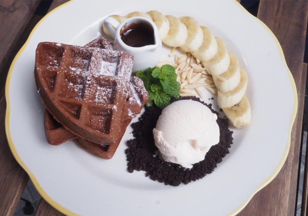 fceb15fb5dc49d94d211d88f6ede2f82.jpg